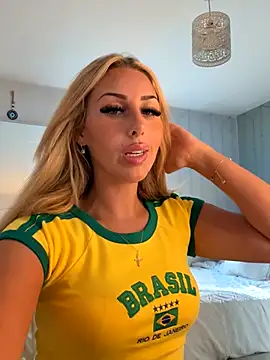 HeidiMae online show from September 15, 2025, 4:18 pm