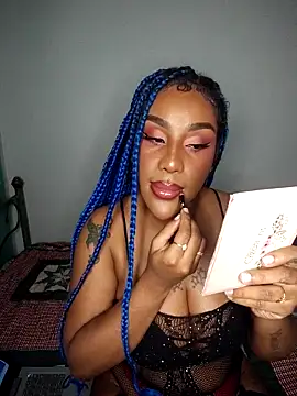Snapshot of Queen_Amara chatting on April 9, 2026, 4:01 am Queen Amara online show from April 9, 2026, 4:01 am