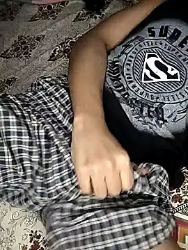 flingster hunt online show from October 9, 2025, 6:33 am