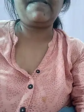 Snapshot of bitch-horny chatting on November 1, 2025, 10:06 am bitch-horny online show from November 1, 2025, 10:06 am