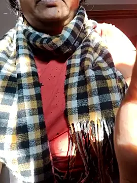 Snapshot of bitch-horny chatting on November 5, 2025, 2:22 am bitch-horny online show from November 5, 2025, 2:22 am