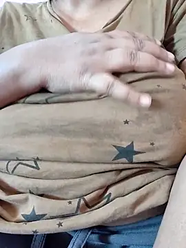 Snapshot of bitch-horny chatting on November 9, 2025, 3:16 am bitch-horny online show from November 9, 2025, 3:16 am