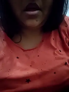 Snapshot of bitch-horny chatting on December 16, 2025, 1:38 pm bitch-horny online show from December 16, 2025, 1:38 pm