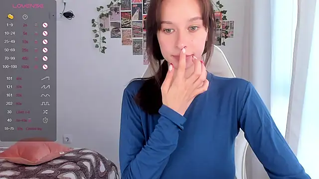  Alissaa online show from October 1, 2025, 2:12 pm