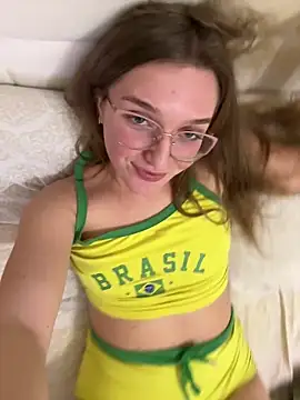 Snapshot of Bellatrisssaa chatting on February 21, 2026, 7:26 pm Bellatrisssaa online show from February 21, 2026, 7:26 pm