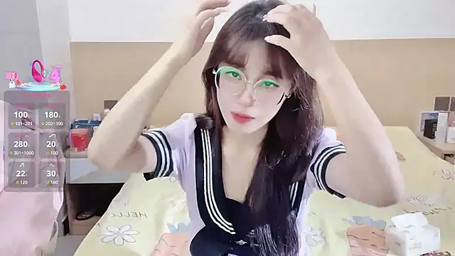 yuanbao a online show from September 30, 2025, 12:10 pm