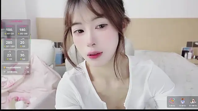 yuanbao a online show from November 26, 2025, 12:28 pm