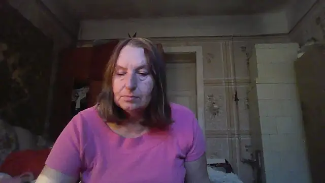 AnnaLive570 online show from December 2, 2025, 1:05 pm