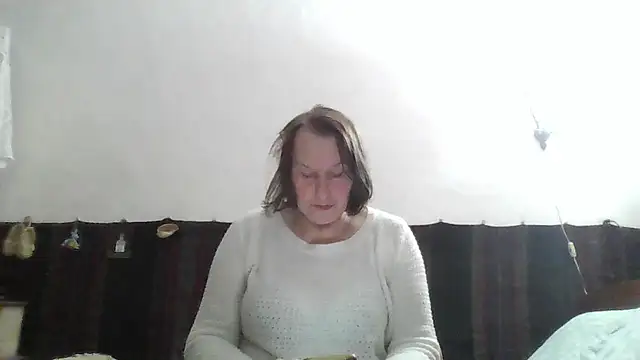 AnnaLive570 online show from April 4, 2026, 2:21 am