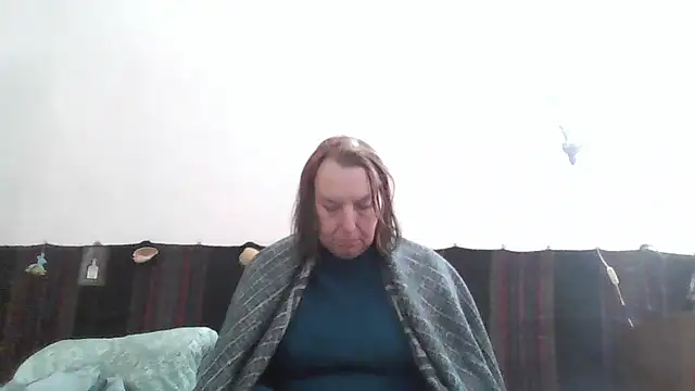 AnnaLive570 online show from April 10, 2026, 2:33 pm