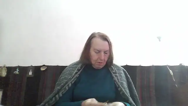 AnnaLive570 online show from April 11, 2026, 4:17 am