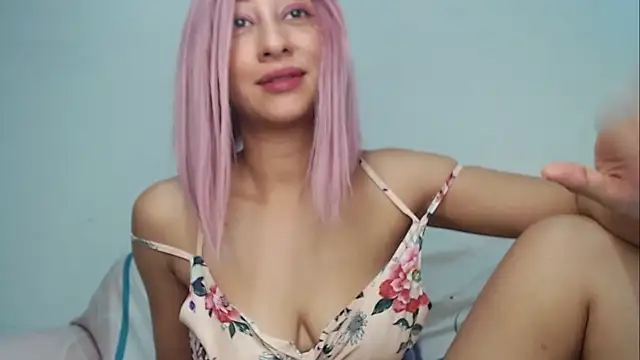 Snapshot of MoonScarlett chatting on October 16, 2025, 4:41 pm MoonScarlett online show from October 16, 2025, 4:41 pm