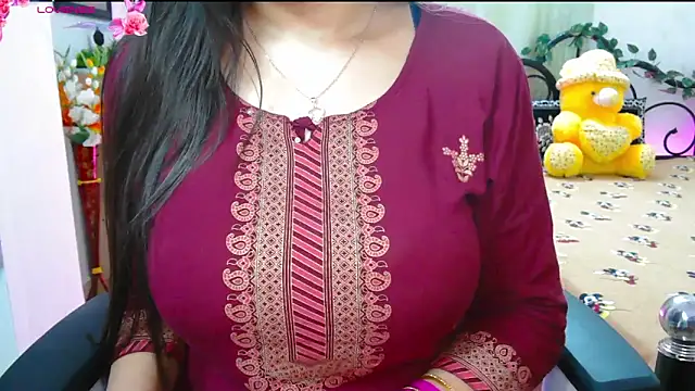 Snapshot of WildDimpi_0 chatting on December 19, 2025, 11:06 am WildDimpi 0 online show from December 19, 2025, 11:06 am