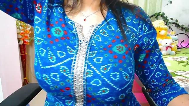 Snapshot of WildDimpi_0 chatting on February 10, 2026, 7:18 pm WildDimpi 0 online show from February 10, 2026, 7:18 pm