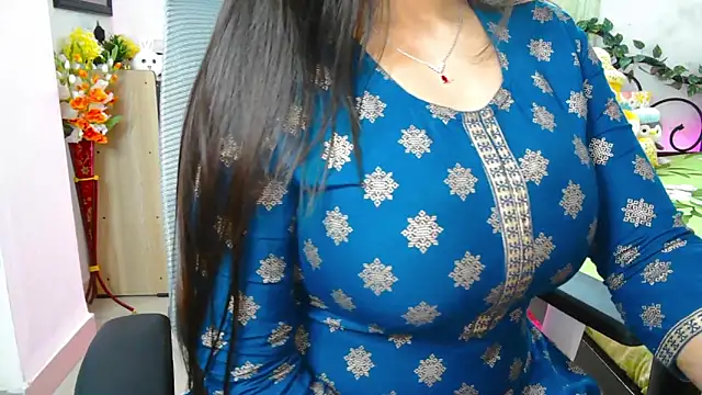 Snapshot of WildDimpi_0 chatting on February 11, 2026, 10:53 am WildDimpi 0 online show from February 11, 2026, 10:53 am