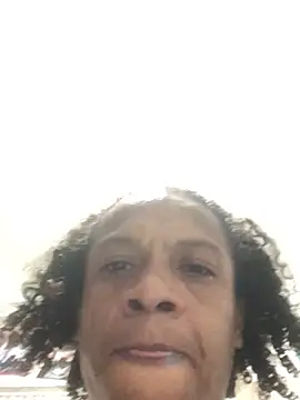 Snapshot of elpeluchenegroxxx3 chatting on March 1, 2026, 4:25 am elpeluchenegroxxx3 online show from March 1, 2026, 4:25 am