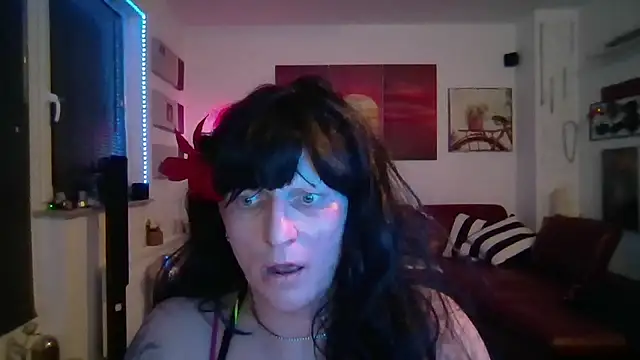 Snapshot of hellgirl1980 chatting on March 21, 2026, 12:04 am hellgirl1980 online show from March 21, 2026, 12:04 am