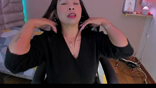 roselyn caprice online show from October 18, 2025, 3:20 am