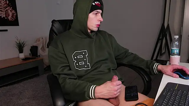 Ryan Dozer online show from December 18, 2025, 7:58 am