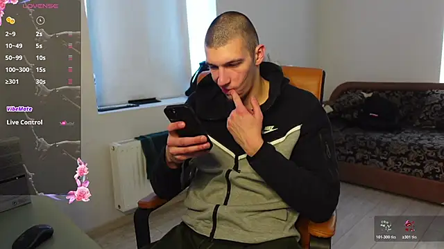 Snapshot of Ryan_Dozer chatting on February 14, 2026, 7:05 am Ryan Dozer online show from February 14, 2026, 7:05 am