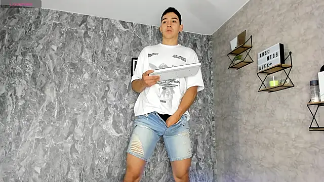 alex cumfit1 online show from April 4, 2026, 12:46 pm