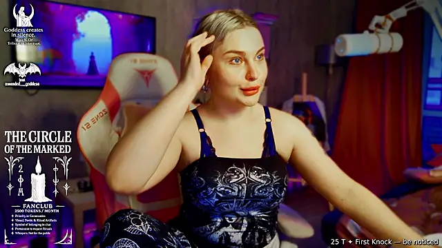 Snapshot of Wounded_Goddess_ chatting on February 24, 2026, 5:05 am Wounded Goddess online show from February 24, 2026, 5:05 am