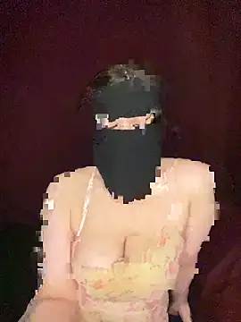 RooVaaN-Xx online show from February 9, 2026, 3:27 pm