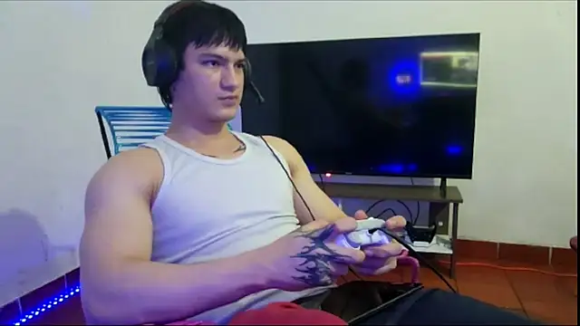 ErickWalton online show from October 25, 2025, 4:31 am