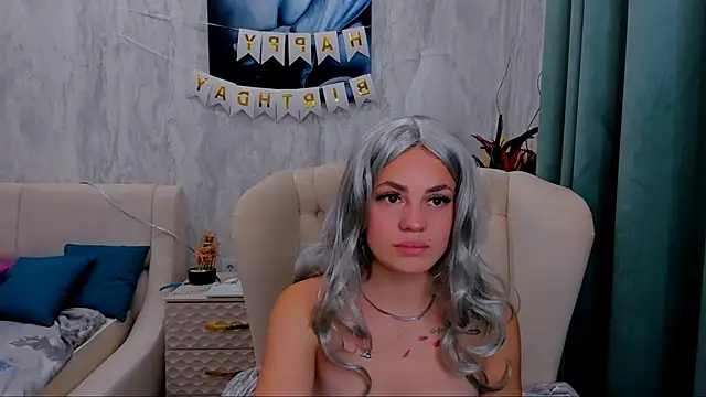 brandy scot online show from September 10, 2025, 12:49 pm