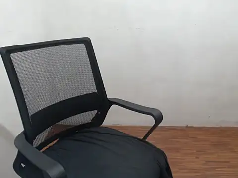 Snapshot of simply_hot1 chatting on October 25, 2025, 7:27 am simply hot1 online show from October 25, 2025, 7:27 am