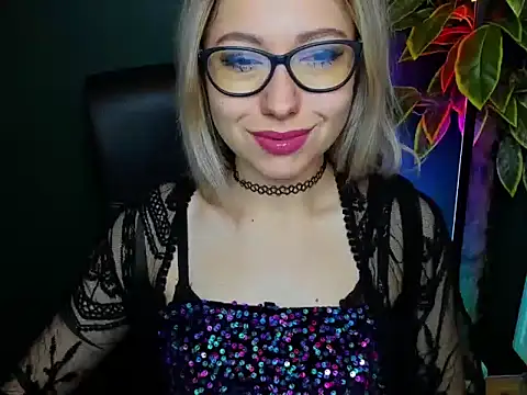 loveHeidi online show from November 20, 2025, 5:18 am