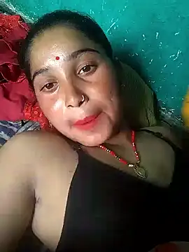 Snapshot of Hot_cupal chatting on September 19, 2025, 6:37 am Hot cupal online show from September 19, 2025, 6:37 am