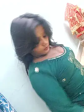 Rashmi Pathak online show from September 12, 2025, 10:04 am