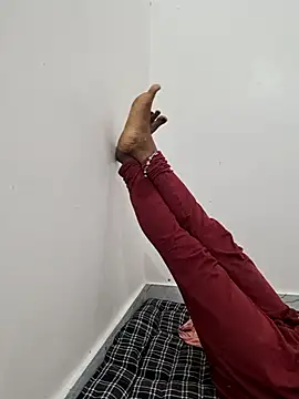 Rashmi Pathak online show from September 18, 2025, 10:06 am