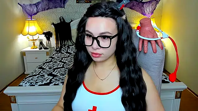 OmniaSher online show from October 30, 2025, 11:00 am