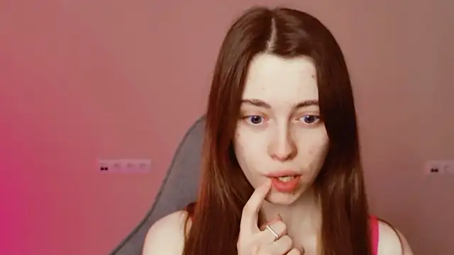 Snapshot of Yoka_paradoXXX chatting on February 8, 2026, 9:23 am Yoka paradoXXX online show from February 8, 2026, 9:23 am