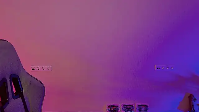 Snapshot of Yoka_paradoXXX chatting on February 11, 2026, 9:47 am Yoka paradoXXX online show from February 11, 2026, 9:47 am