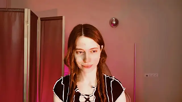 Snapshot of Yoka_paradoXXX chatting on April 19, 2026, 11:20 am Yoka paradoXXX online show from April 19, 2026, 11:20 am