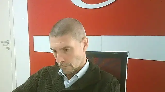 max79ve31 online show from January 14, 2026, 12:00 pm