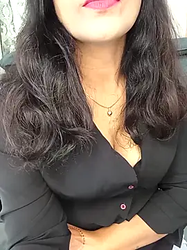 Snapshot of Marathi_rani2 chatting on October 5, 2025, 5:39 am Marathi rani2 online show from October 5, 2025, 5:39 am