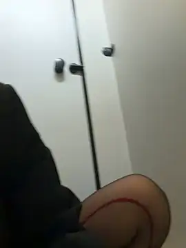 Snapshot of wemroudeyu chatting on January 8, 2026, 9:11 am wemroudeyu online show from January 8, 2026, 9:11 am