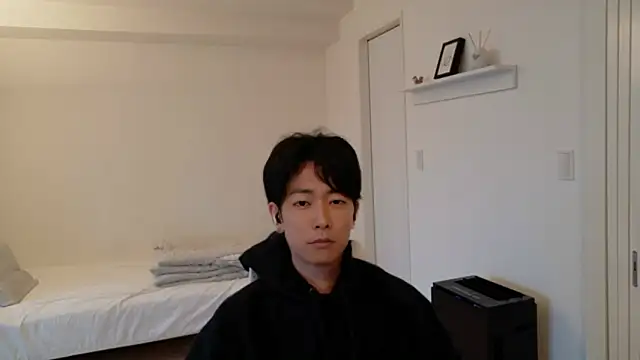 Snapshot of StuddedCatechin chatting on October 20, 2025, 7:20 am StuddedCatechin online show from October 20, 2025, 7:20 am