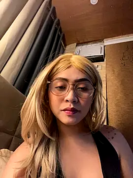 Snapshot of yourdevilsweettsx chatting on November 6, 2025, 11:55 am yourdevilsweettsx online show from November 6, 2025, 11:55 am