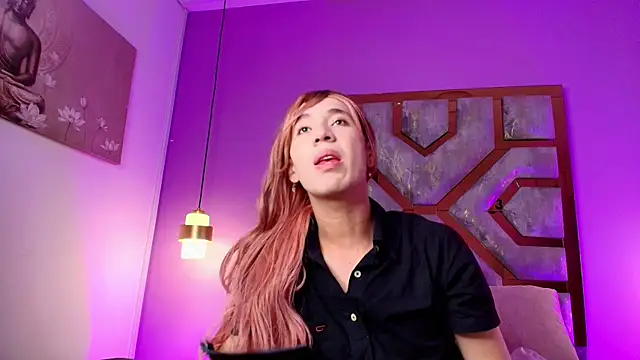 Snapshot of Electra_Gosselin chatting on October 17, 2025, 12:08 pm Electra Gosselin online show from October 17, 2025, 12:08 pm