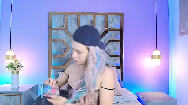 Snapshot of Electra_Gosselin chatting on November 12, 2025, 4:02 am Electra Gosselin online show from November 12, 2025, 4:02 am