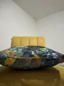 Boy hot- online show from April 8, 2026, 9:09 am