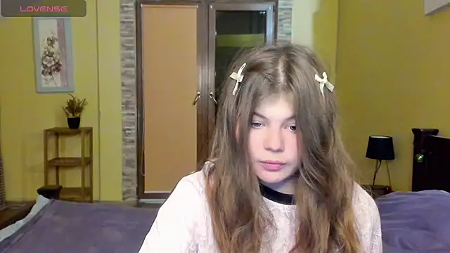 Lilly Jess online show from October 27, 2025, 7:18 pm