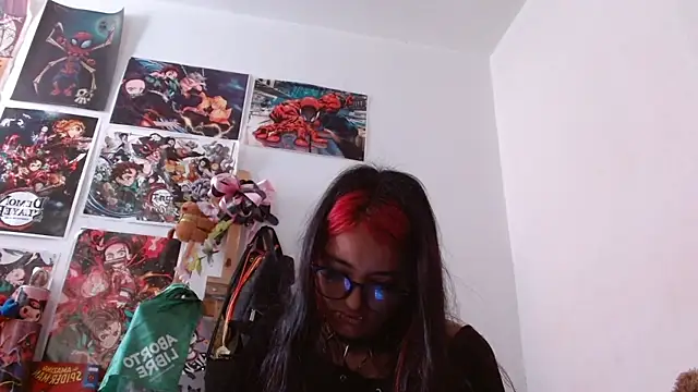 Snapshot of carolinerue chatting on January 10, 2026, 4:20 pm carolinerue online show from January 10, 2026, 4:20 pm