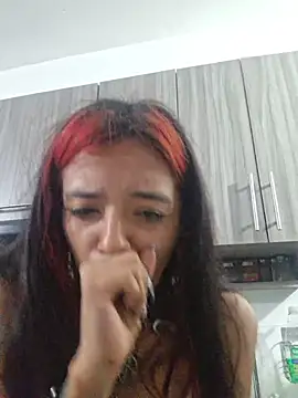 Snapshot of carolinerue chatting on February 22, 2026, 11:03 pm carolinerue online show from February 22, 2026, 11:03 pm