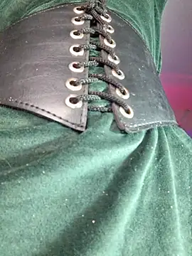 Snapshot of carolinerue chatting on February 27, 2026, 4:45 am carolinerue online show from February 27, 2026, 4:45 am